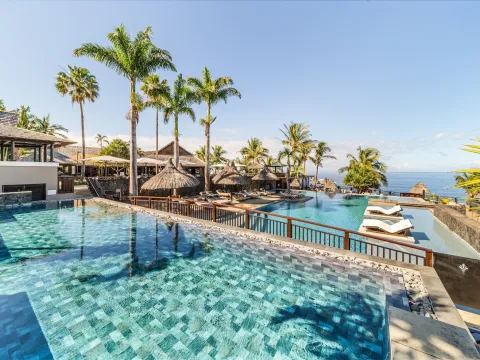 Palm Hotel & Spa