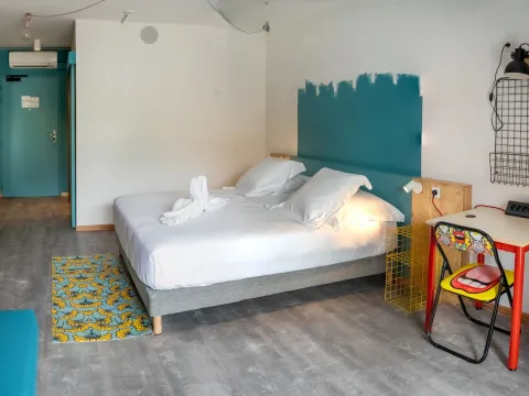 HÔTEL LE TERRE SAINTE