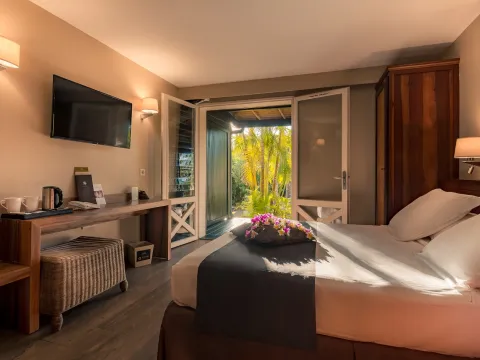 Iloha Seaview Hotel