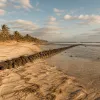 Séjourner à la plage de la Salée : l’art de choisir son rivage entre Réunion et Atlantique