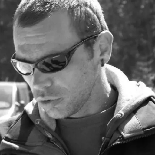 Interview de Mathieu Abrard de Tropic Parapente : La sécurité et la pédagogie au cœur du parapente à La Réunion